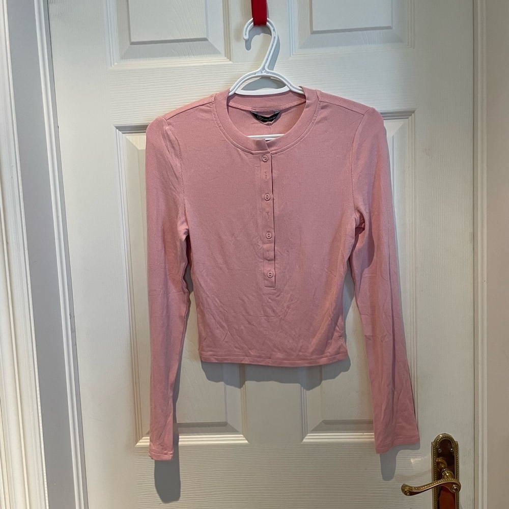 BNWT long sleeved crop